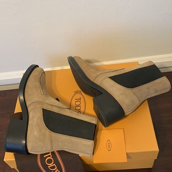 Tod’s tronchetto leather upper/ leather lining Chelsea boot size EU 35,5, US 5 - Picture 9 of 13